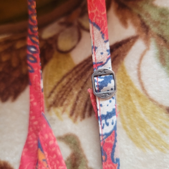 Hollister Tank - Picture 5 of 5